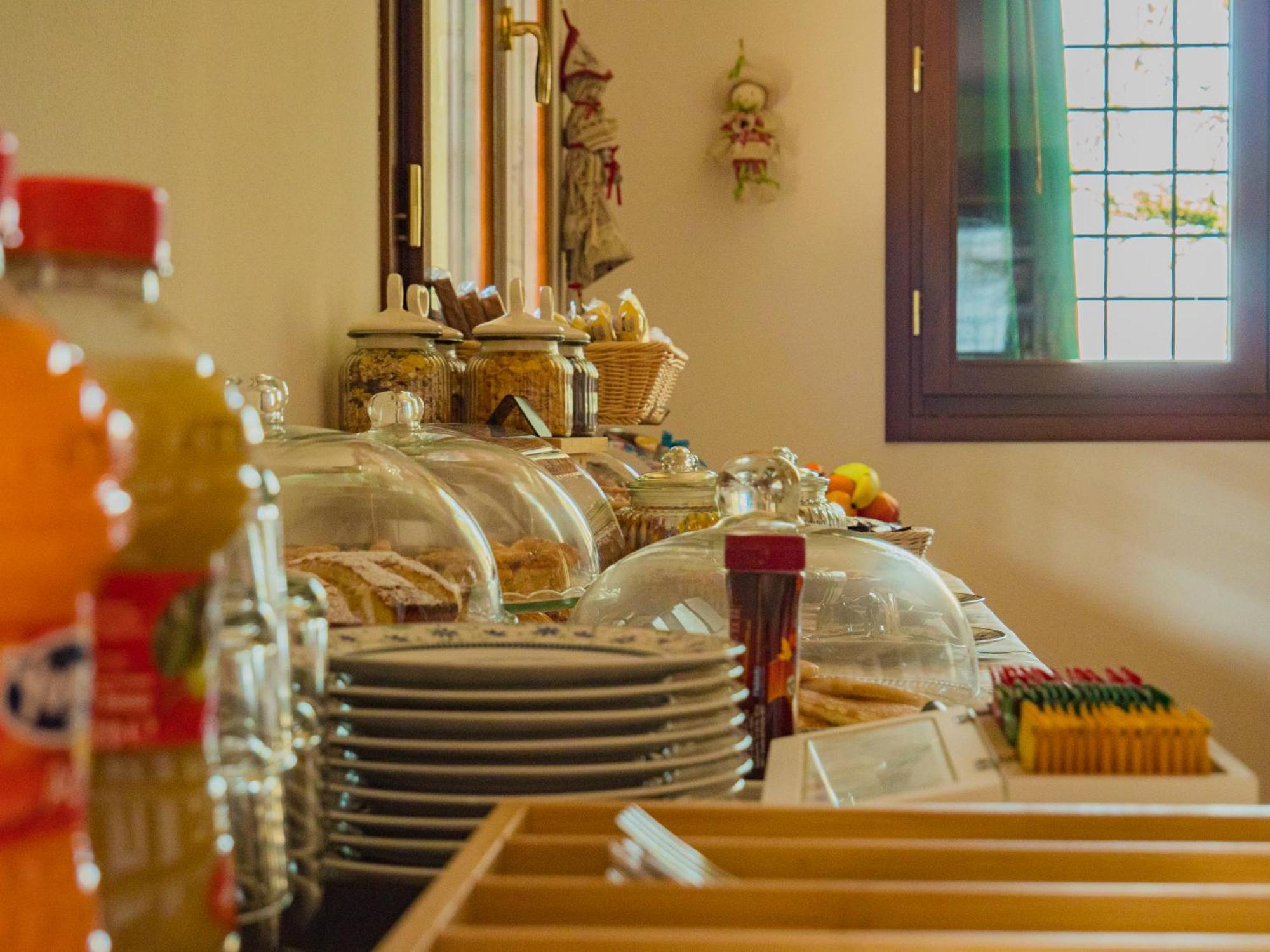 B&B Villa Erika ลูโก ภายนอก รูปภาพ