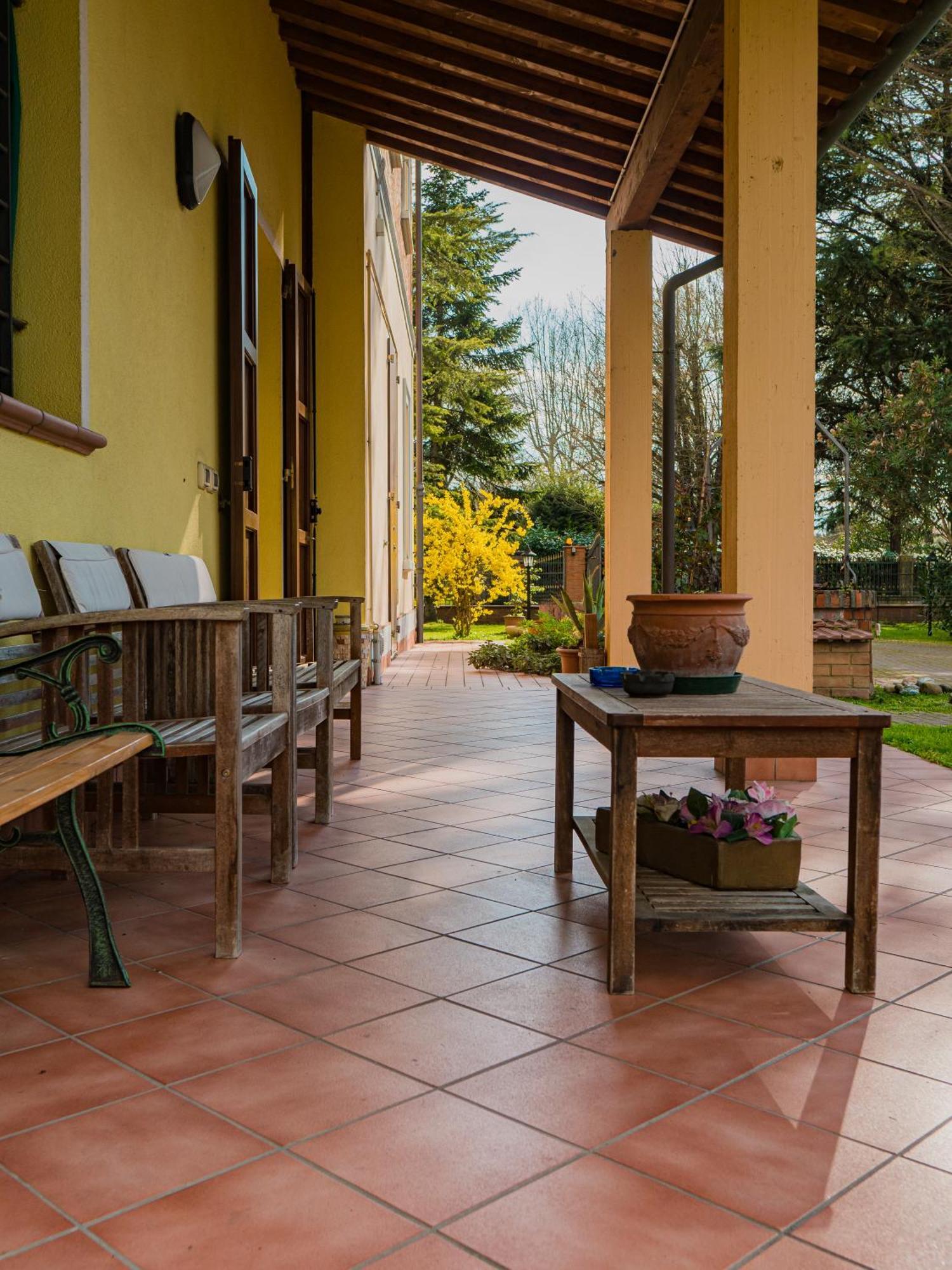 B&B Villa Erika ลูโก ภายนอก รูปภาพ